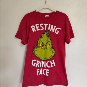 Delta Vibrant Red Knit Shirt Resting Grinch Face Graphic Tee Size Small